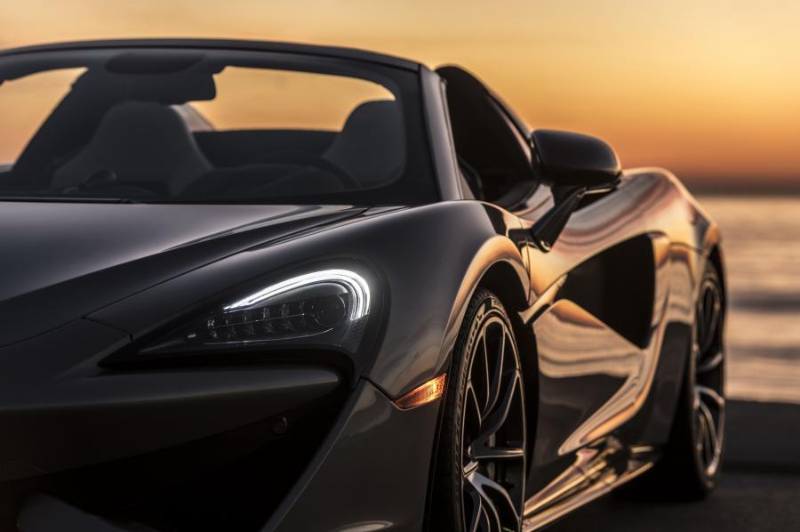 Детали экстерьера McLaren 570S Spider 2017 года  (NA) (фото 32 из 42)